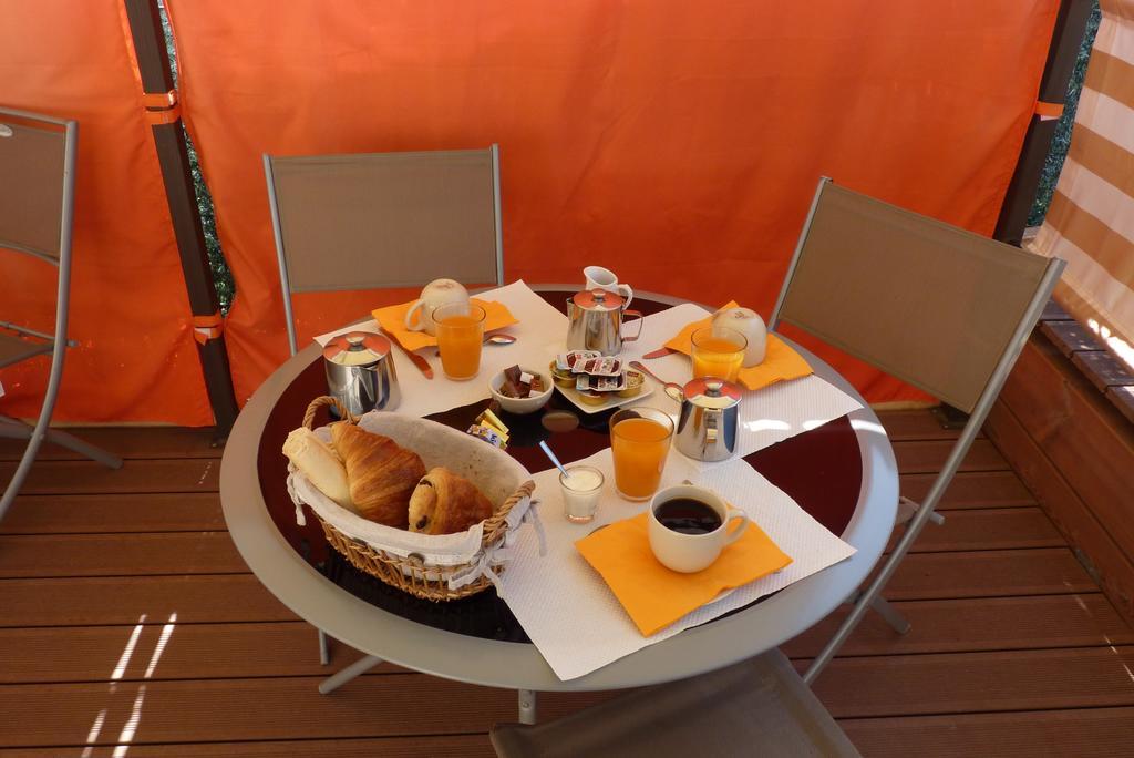 Hotel Du Soleil Hyères Екстериор снимка