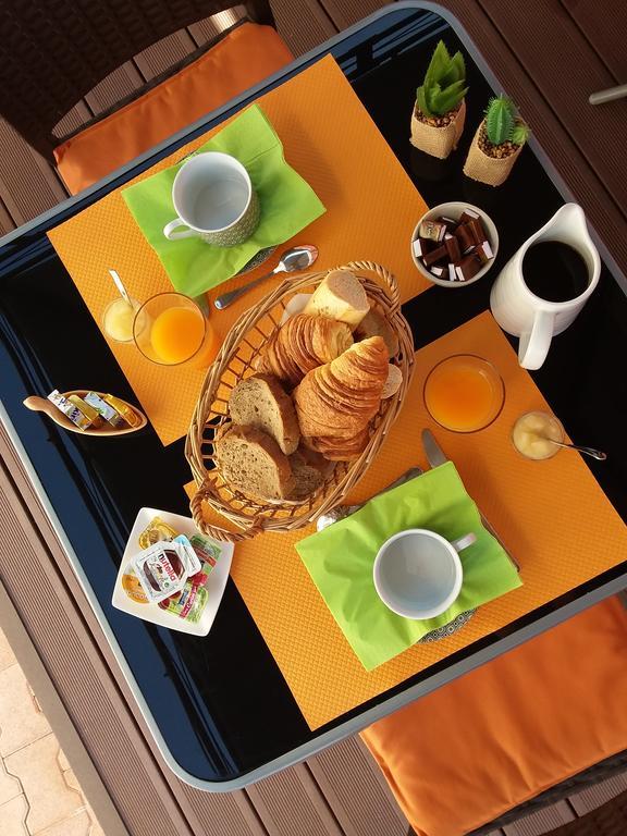 Hotel Du Soleil Hyères Екстериор снимка